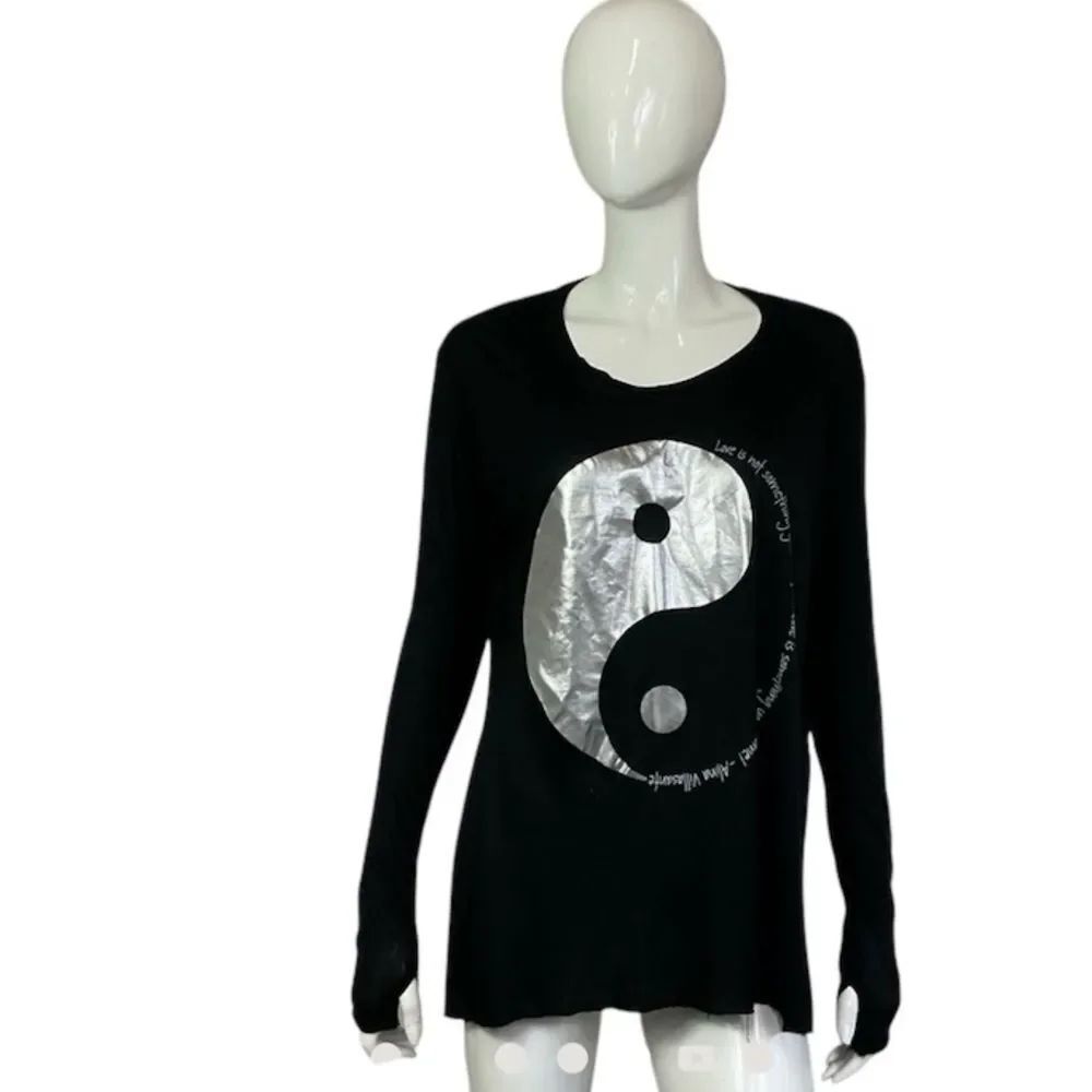 Peace Love World Black Silver Long Sleeve Tee Yun Yang Print Spiritual Top S